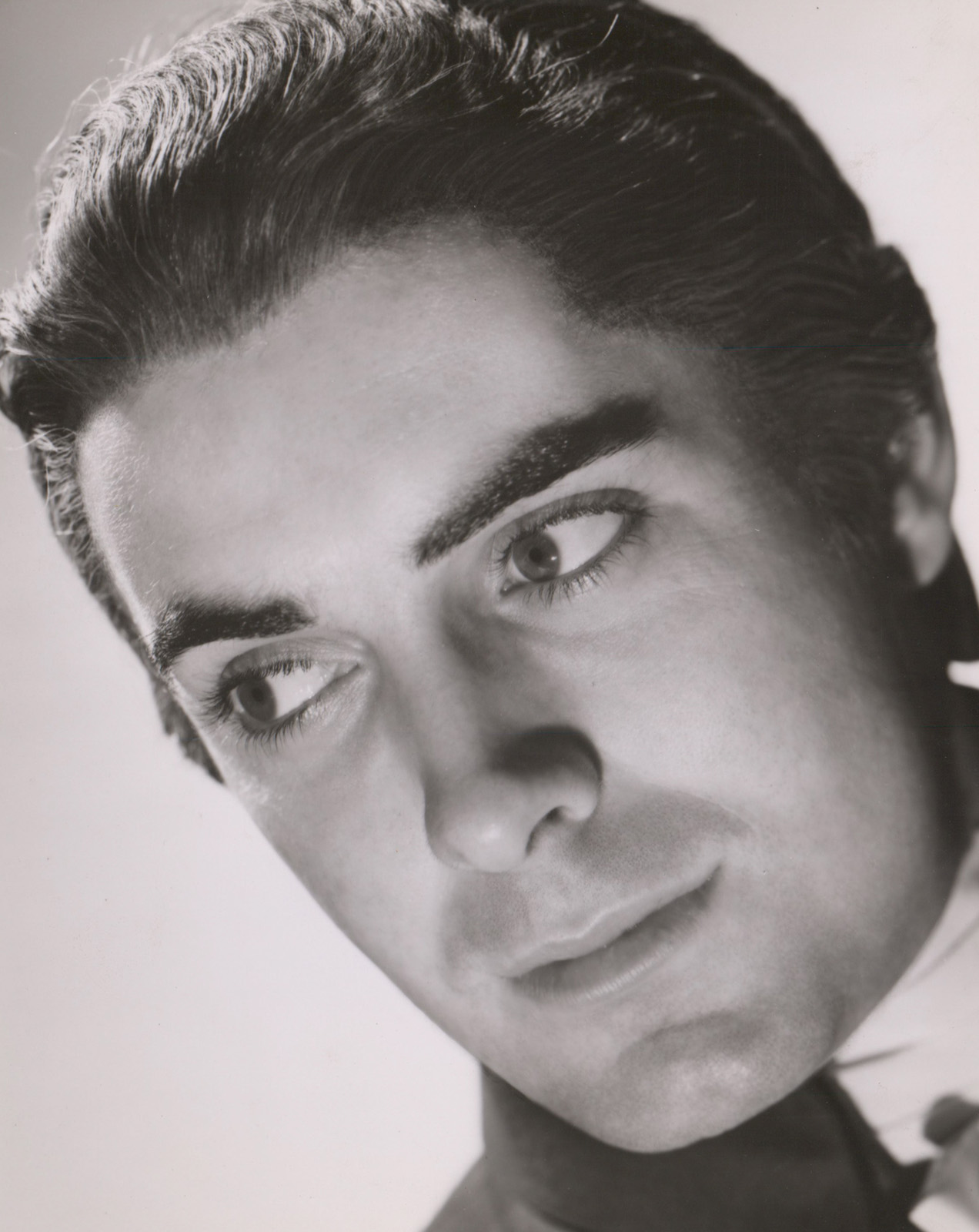 Tyrone Power Photographed by Laszlo Willinger