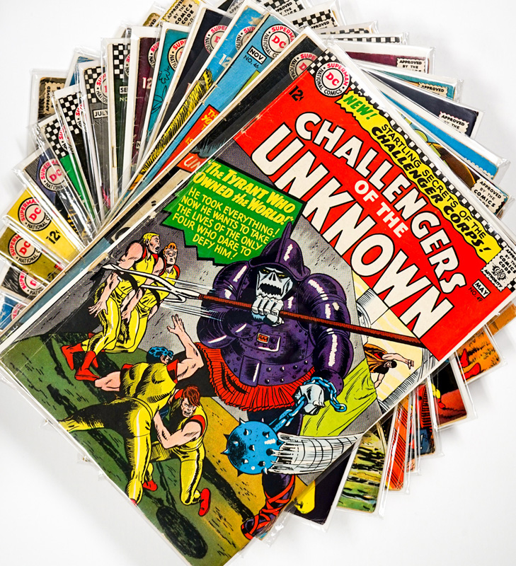 (17) Challengers of the Unknown Vintage Comic Book